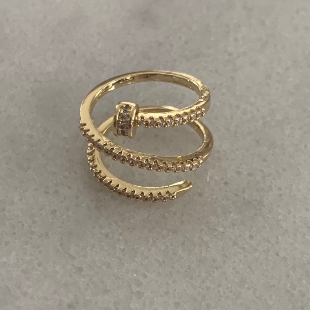 Gold Crystal Wrap Nail Head Ring Brand New